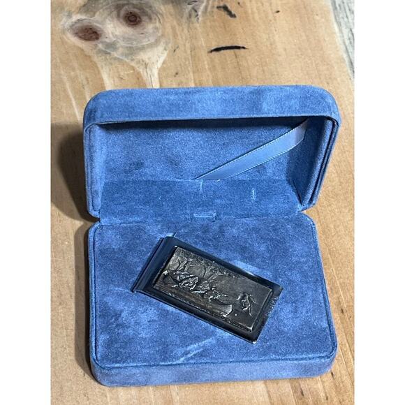 Vintage Money Clip. Hunting Scene Indian & Frontiersman. Two Tone Metal. Deer - Picture 5 of 5